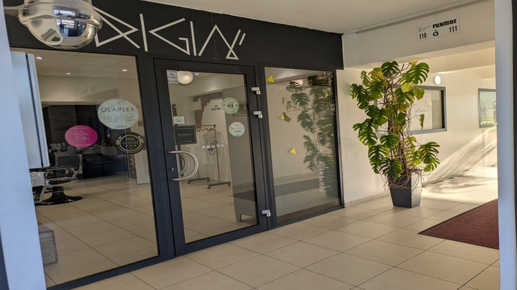 Ma-Cabane - Location Local commercial BOURGOIN JALLIEU, 75 m²