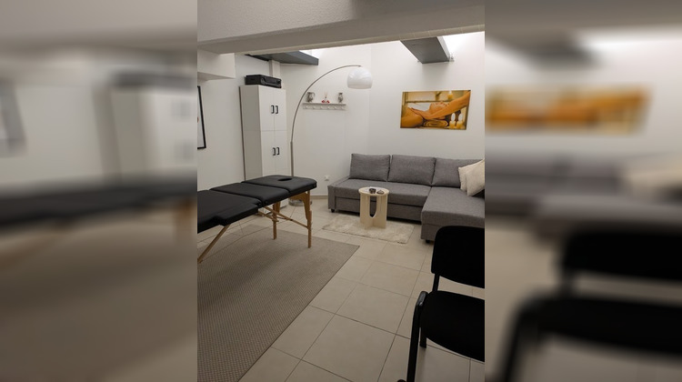 Ma-Cabane - Location Local commercial BOURGOIN JALLIEU, 60 m²