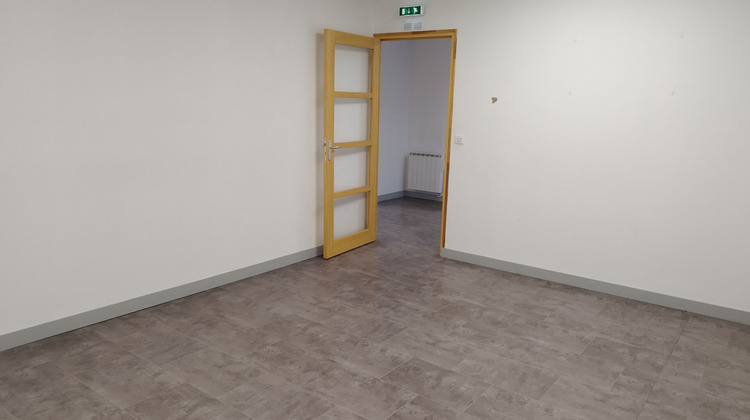 Ma-Cabane - Location Local commercial BREAL-SOUS-MONTFORT, 100 m²