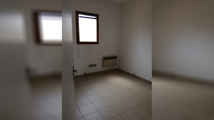 Ma-Cabane - Location Local commercial BRESSOLS, 57 m²