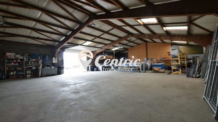 Ma-Cabane - Location Local commercial Bressuire, 300 m²