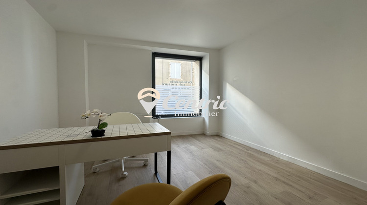 Ma-Cabane - Location Local commercial Bressuire, 20 m²