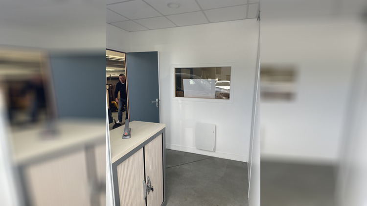 Ma-Cabane - Location Local commercial Bretteville-sur-Odon, 100 m²