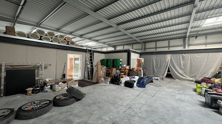 Ma-Cabane - Location Local commercial Breuillet, 596 m²