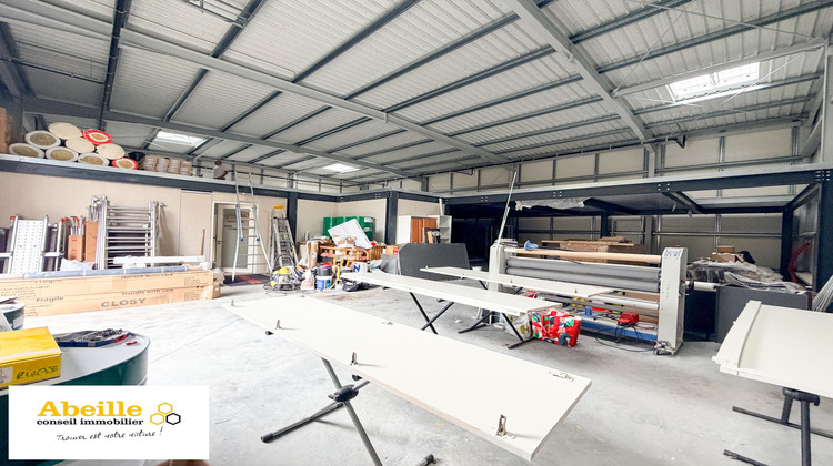 Ma-Cabane - Location Local commercial Breuillet, 403 m²