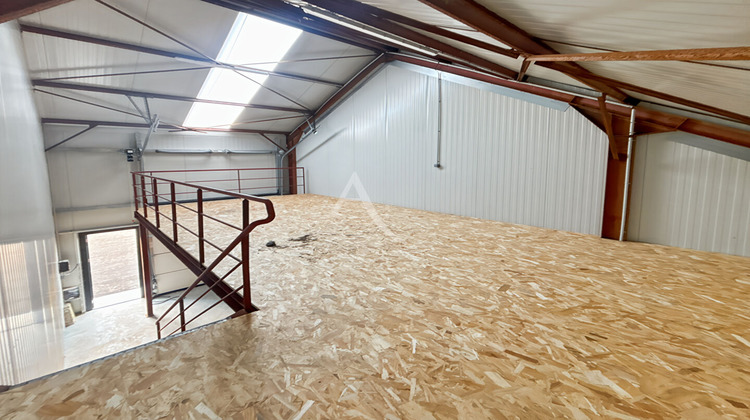 Ma-Cabane - Location Local commercial BRIE-COMTE-ROBERT, 85 m²