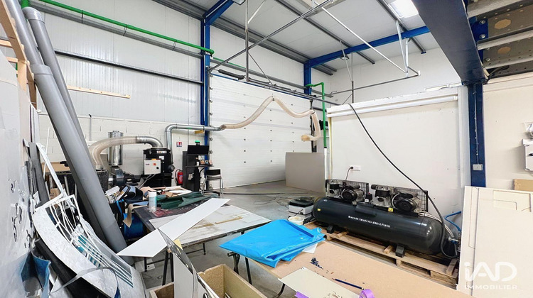 Ma-Cabane - Location Local commercial Brie-Comte-Robert, 330 m²