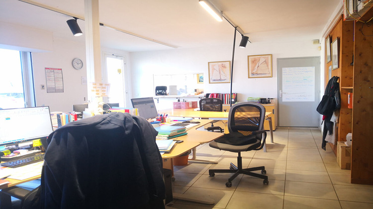 Ma-Cabane - Location Local commercial BRIGNOLES, 275 m²