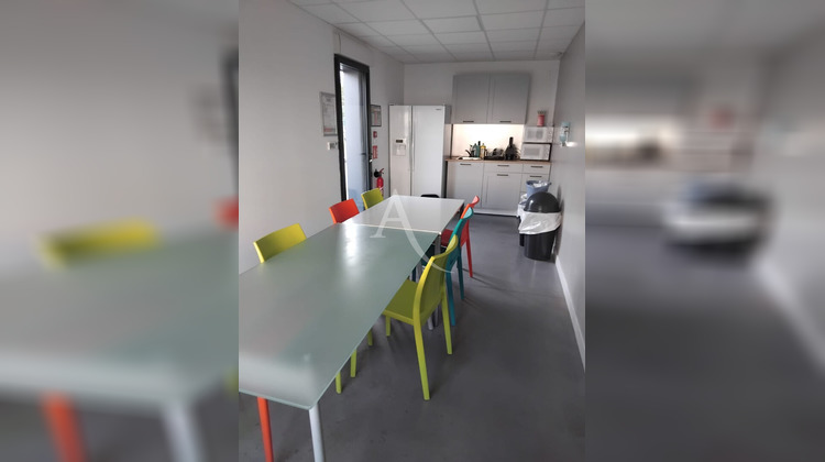 Ma-Cabane - Location Local commercial BRISSAC-QUINCE, 800 m²