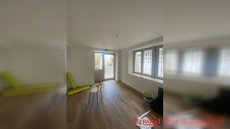 Ma-Cabane - Location Local commercial Brive-la-Gaillarde, 50 m²