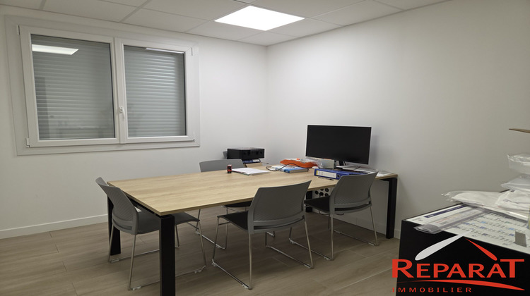 Ma-Cabane - Location Local commercial Brive-la-Gaillarde, 370 m²