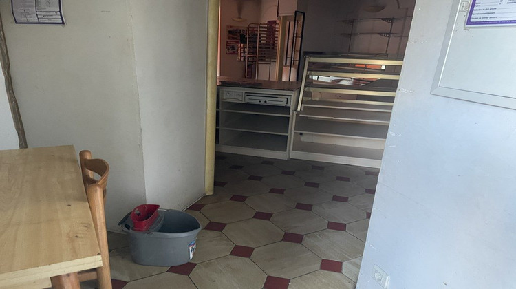 Ma-Cabane - Location Local commercial Brive-la-Gaillarde, 155 m²