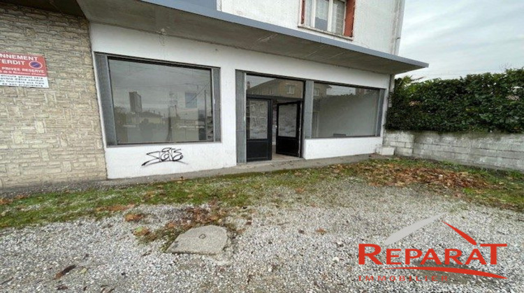 Ma-Cabane - Location Local commercial Brive-la-Gaillarde, 55 m²