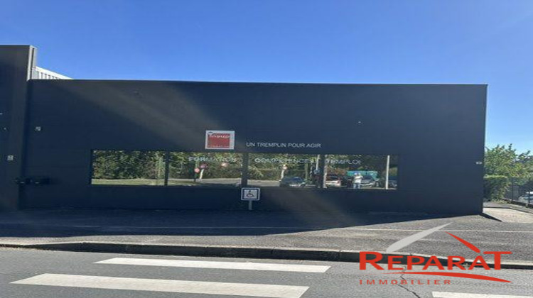 Ma-Cabane - Location Local commercial Brive-la-Gaillarde, 170 m²
