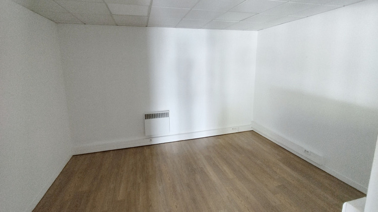 Ma-Cabane - Location Local commercial BRUAY-LA-BUISSIERE, 100 m²