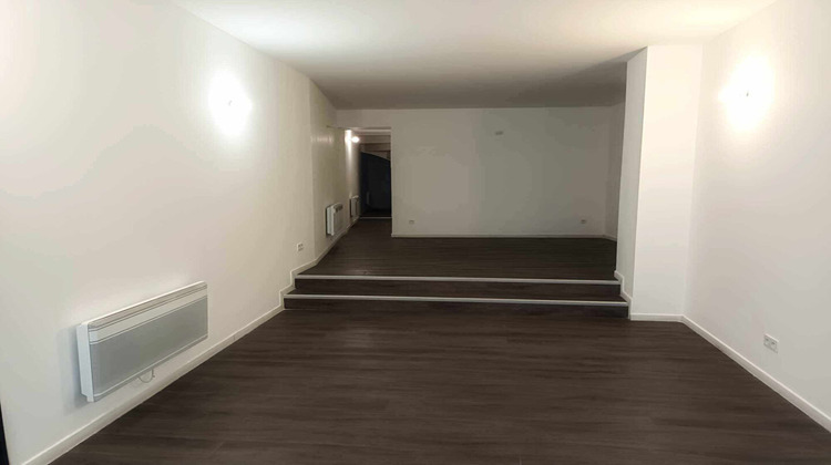 Ma-Cabane - Location Local commercial BRUAY-LA-BUISSIERE, 50 m²