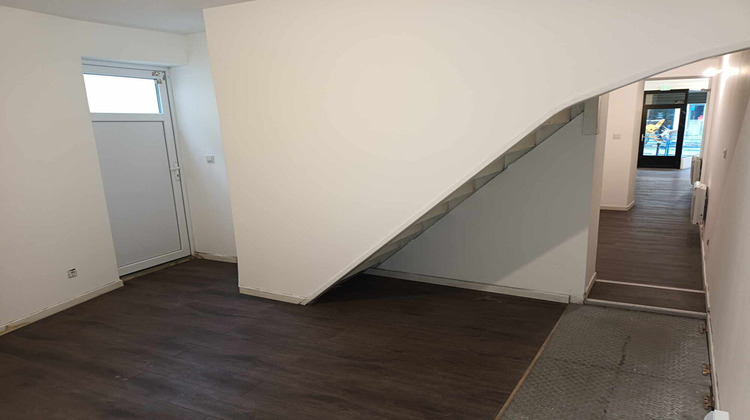 Ma-Cabane - Location Local commercial BRUAY-LA-BUISSIERE, 50 m²