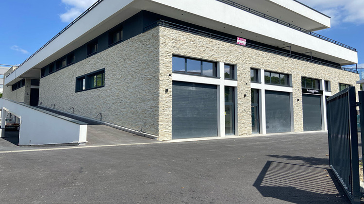 Ma-Cabane - Location Local commercial BRY-SUR-MARNE, 73 m²