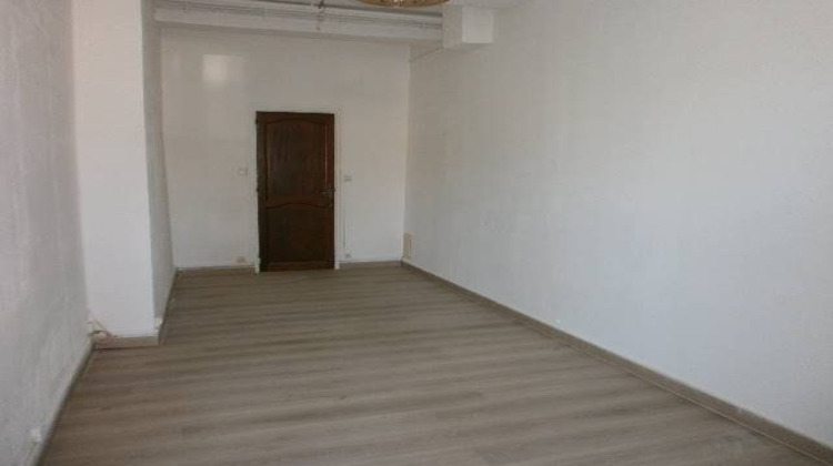 Ma-Cabane - Location Local commercial Buis-les-Baronnies, 28 m²