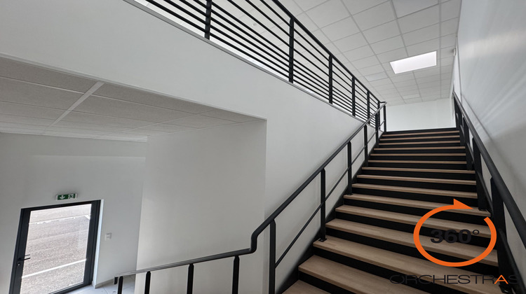 Ma-Cabane - Location Local commercial Bussy-Saint-Georges, 229 m²