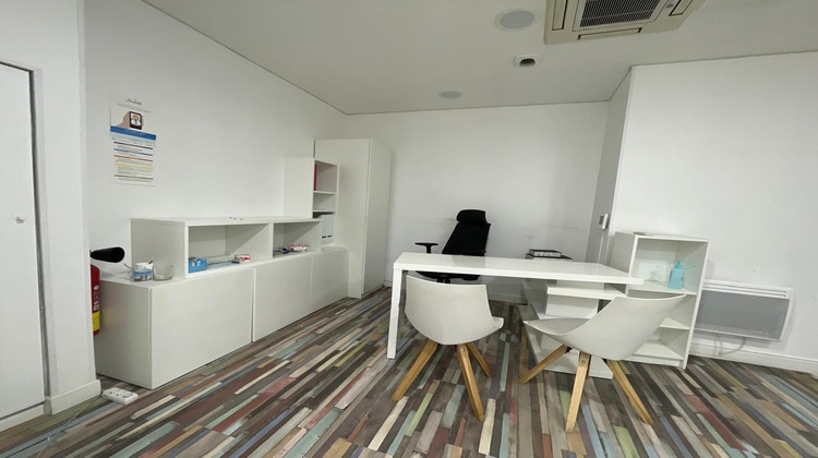 Ma-Cabane - Location Local commercial Bussy-Saint-Georges, 18 m²
