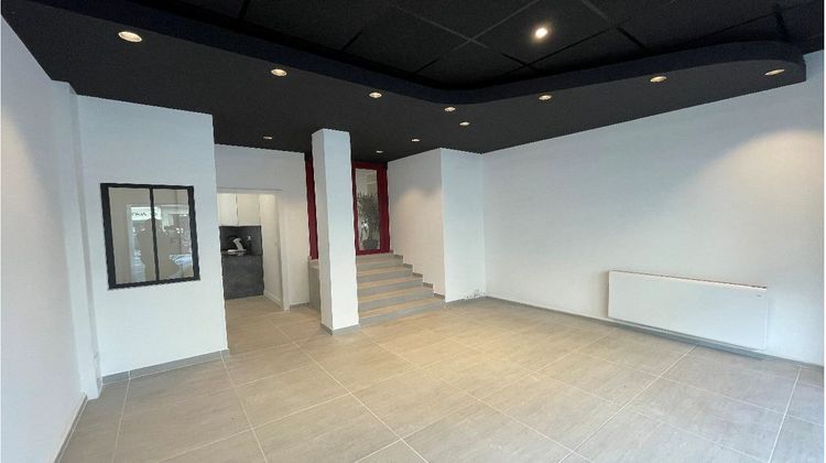 Ma-Cabane - Location Local commercial CAEN, 57 m²