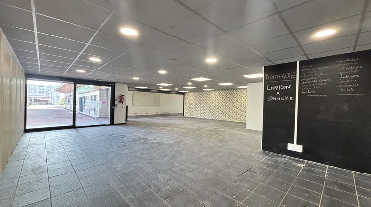 Ma-Cabane - Location Local commercial Caen, 180 m²