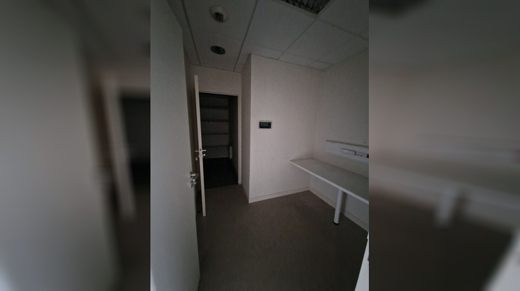 Ma-Cabane - Location Local commercial Caen, 198 m²