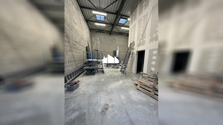 Ma-Cabane - Location Local commercial Cailloux-sur-Fontaines, 100 m²