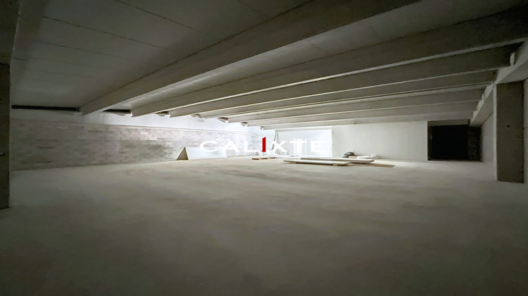 Ma-Cabane - Location Local commercial Callian, 300 m²