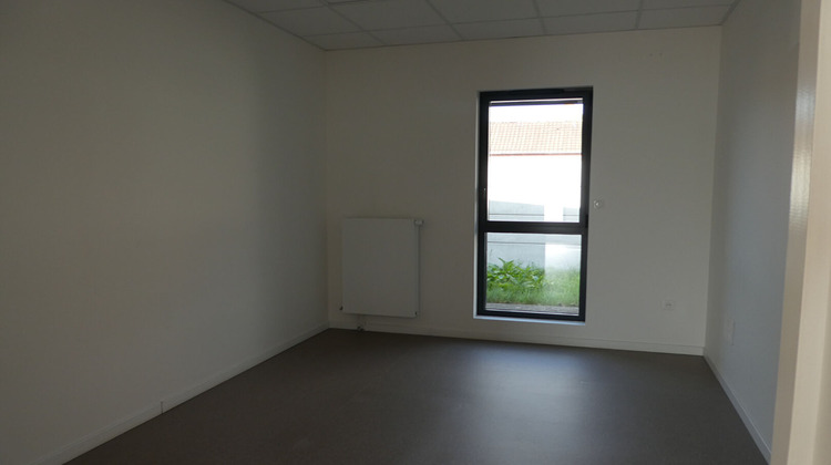 Ma-Cabane - Location Local commercial CAMBLAIN-CHATELAIN, 197 m²