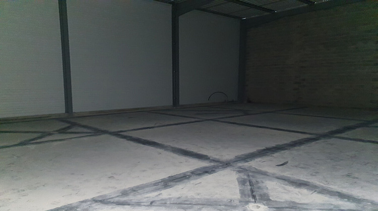 Ma-Cabane - Location Local commercial CANEJAN, 294 m²