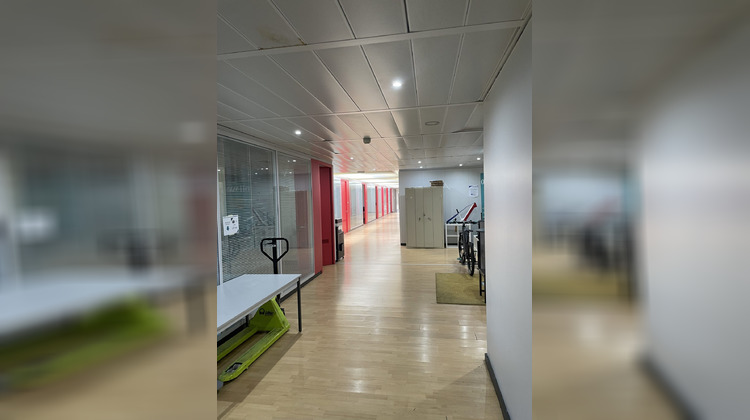 Ma-Cabane - Location Local commercial Canéjan, 5226 m²