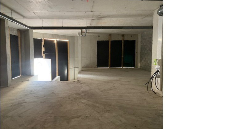 Ma-Cabane - Location Local commercial CANNES, 194 m²