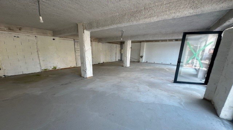 Ma-Cabane - Location Local commercial Cannes, 65 m²