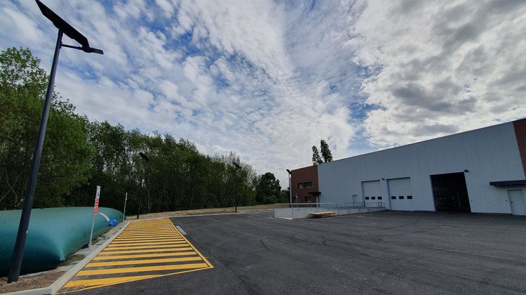 Ma-Cabane - Location Local commercial CARBON-BLANC, 2140 m²