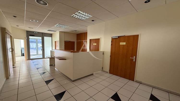 Ma-Cabane - Location Local commercial CARCASSONNE, 95 m²