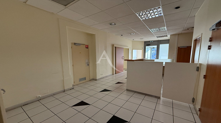 Ma-Cabane - Location Local commercial CARCASSONNE, 95 m²