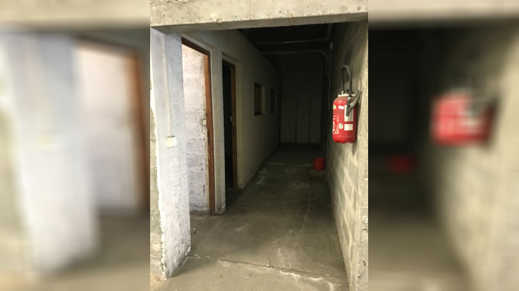 Ma-Cabane - Location Local commercial CARCASSONNE, 265 m²