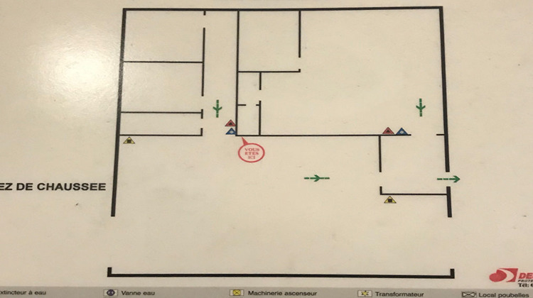 Ma-Cabane - Location Local commercial CARCASSONNE, 265 m²