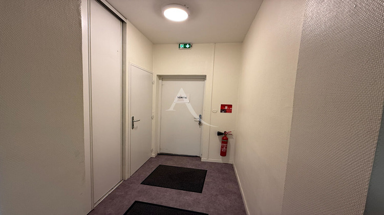 Ma-Cabane - Location Local commercial CARCASSONNE, 87 m²