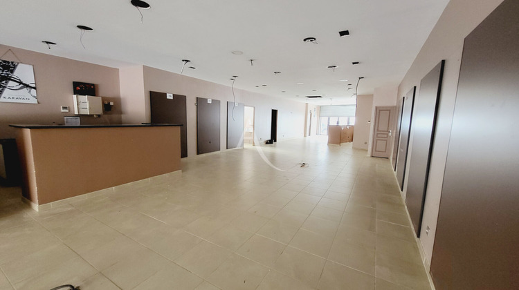 Ma-Cabane - Location Local commercial CARCASSONNE, 218 m²