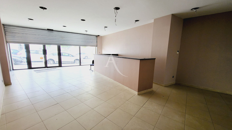 Ma-Cabane - Location Local commercial CARCASSONNE, 218 m²