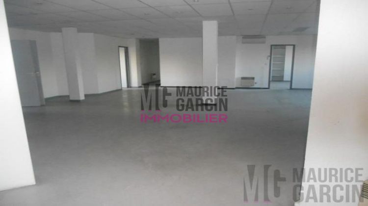 Ma-Cabane - Location Local commercial Carpentras, 212 m²