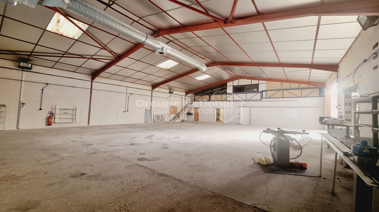 Ma-Cabane - Location Local commercial CARPENTRAS, 520 m²