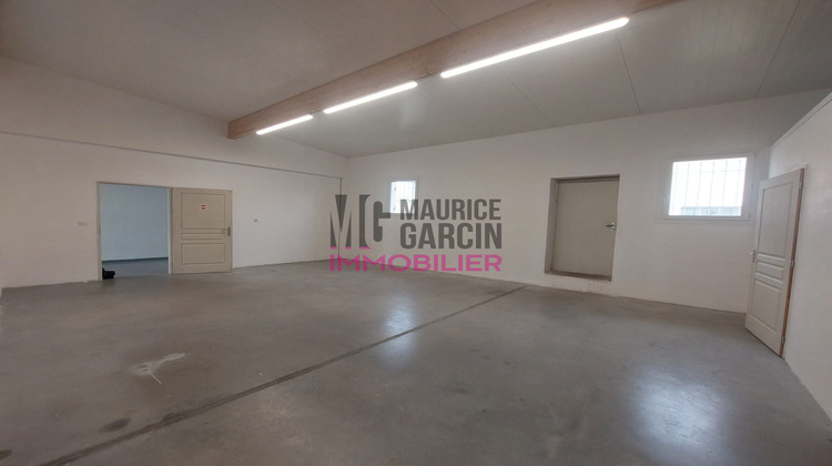 Ma-Cabane - Location Local commercial Carpentras, 150 m²