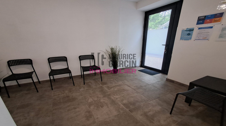 Ma-Cabane - Location Local commercial Carpentras, 25 m²