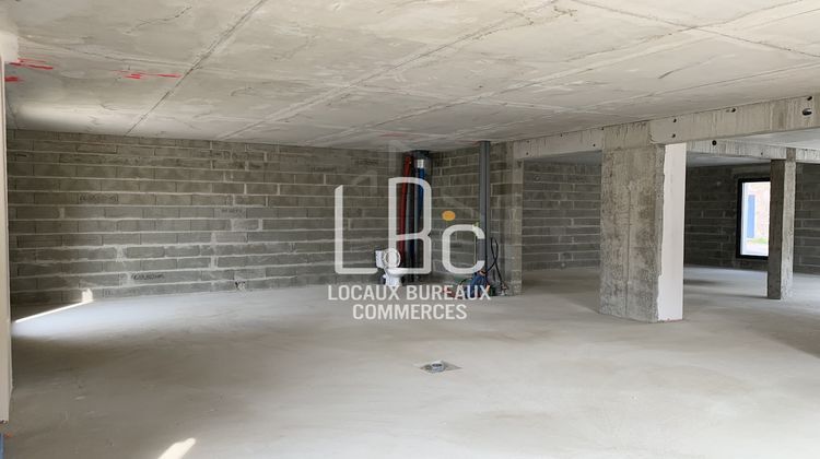 Ma-Cabane - Location Local commercial Carquefou, 131 m²