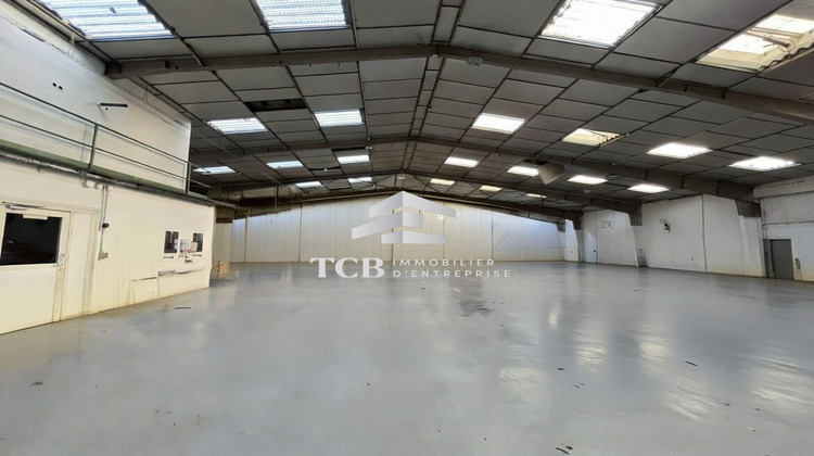 Ma-Cabane - Location Local commercial Carquefou, 1460 m²