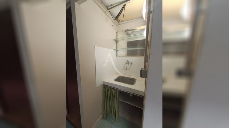 Ma-Cabane - Location Local commercial CARQUEIRANNE, 30 m²